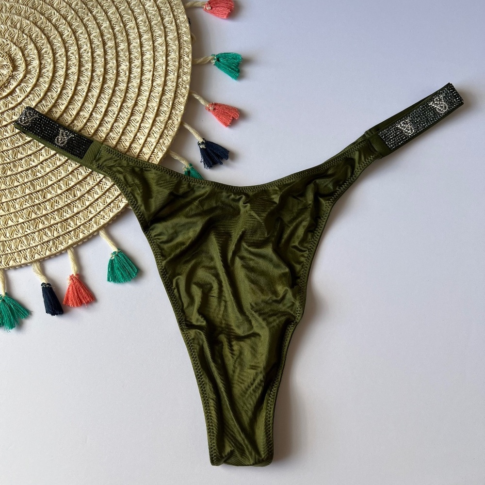 Victoria's Secret Very Sexy Shine Strap Thong Panty Woodland Green Medium NEW